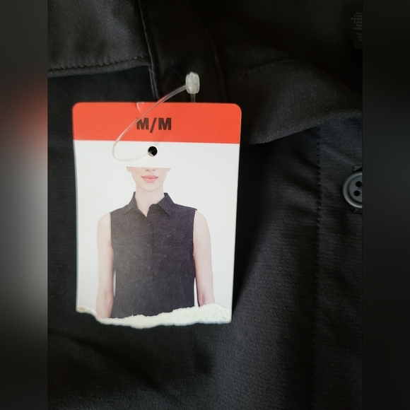 GAIAM Women's Sleeveless Black Button Down Shirt, Size Medium - Picture 4 of 4